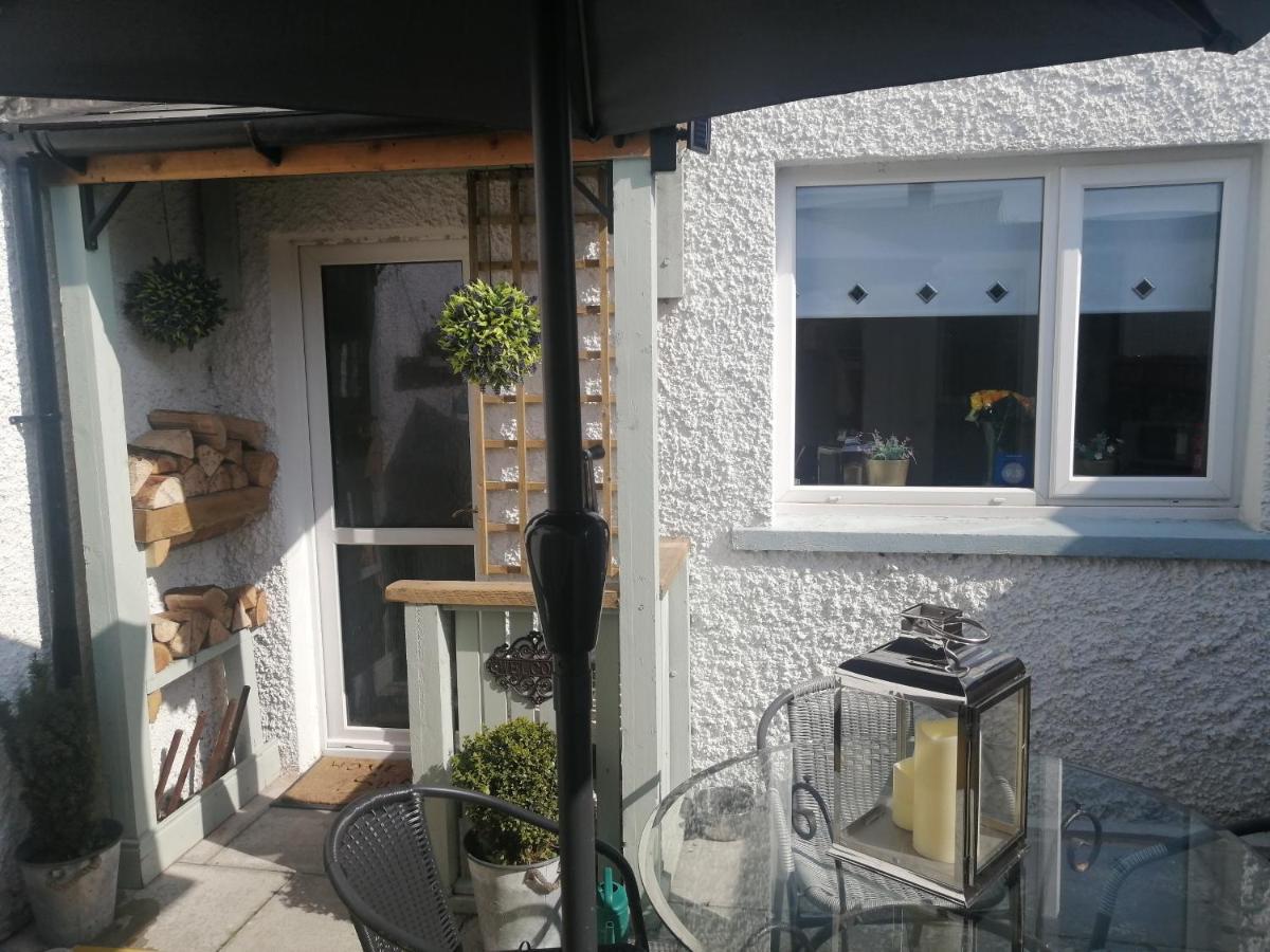 Castle Hill Cottage & Paddlers Retreat Ballywalter Exterior foto